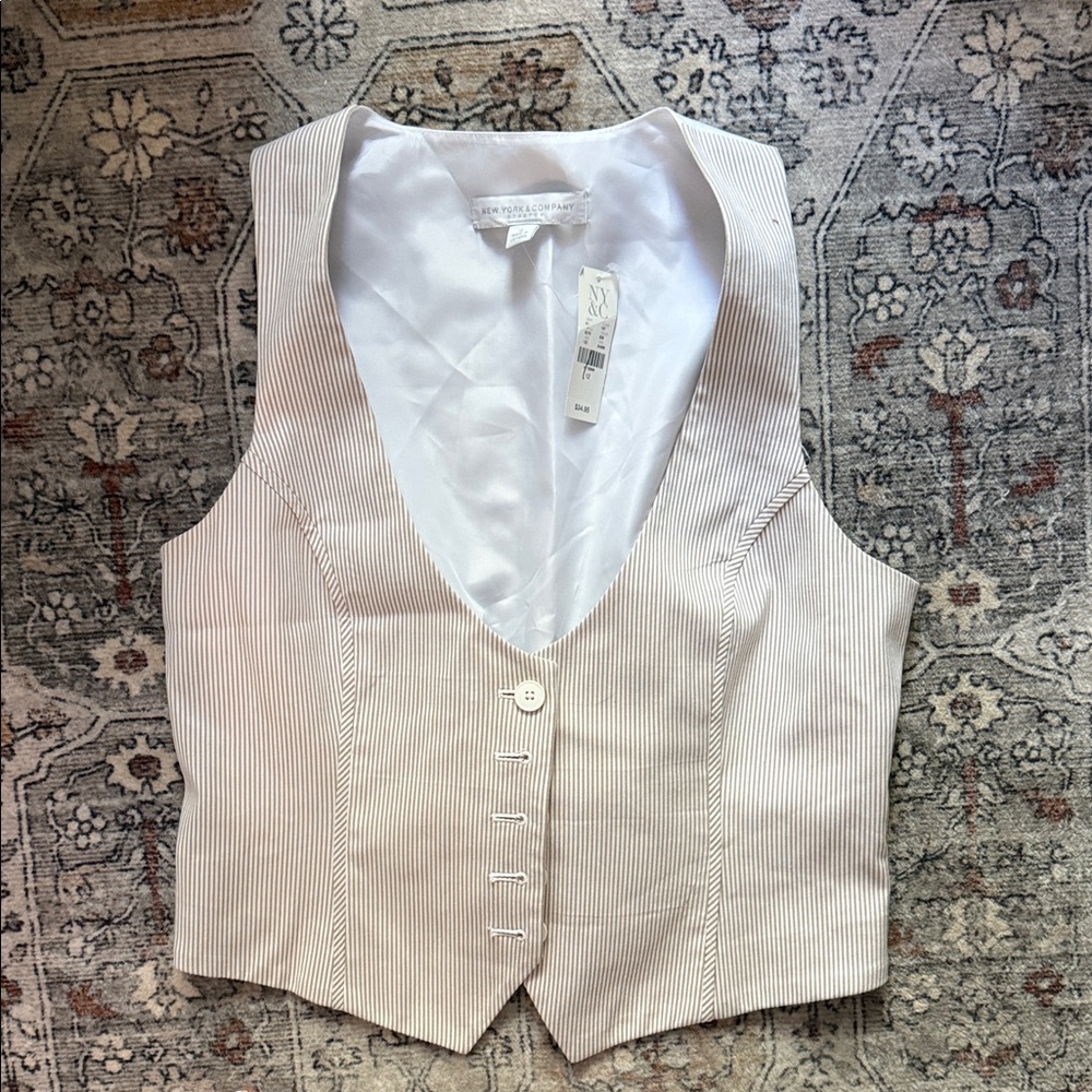 New York & Company Cream Pinstripe Women's Vest